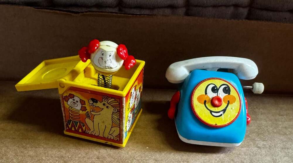 Vintage 1980s Tomy Box Pops Wind-Up Jack-in-the-Box Toy